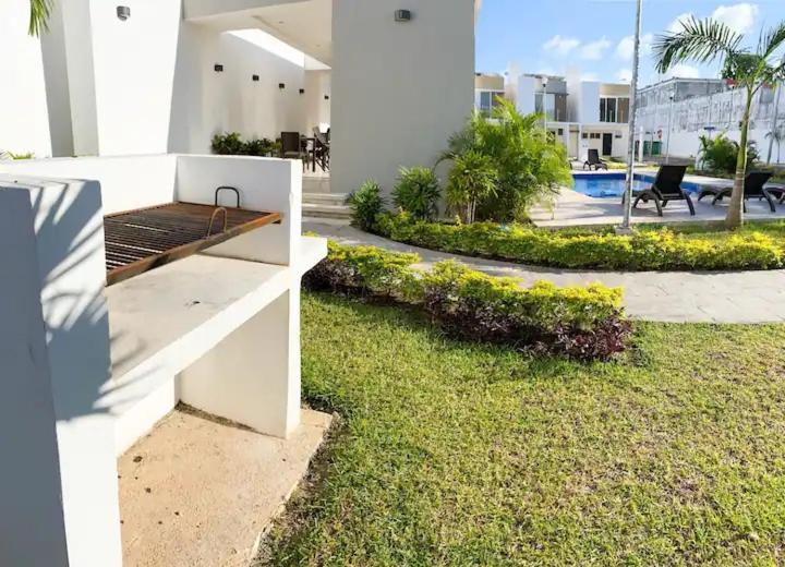 Villa Elegante Y Preciosa Casa Con Excelente Ubicacion Cancún Exterior foto