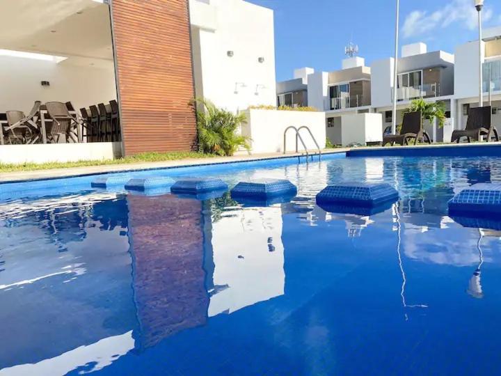 Villa Elegante Y Preciosa Casa Con Excelente Ubicacion Cancún Exterior foto